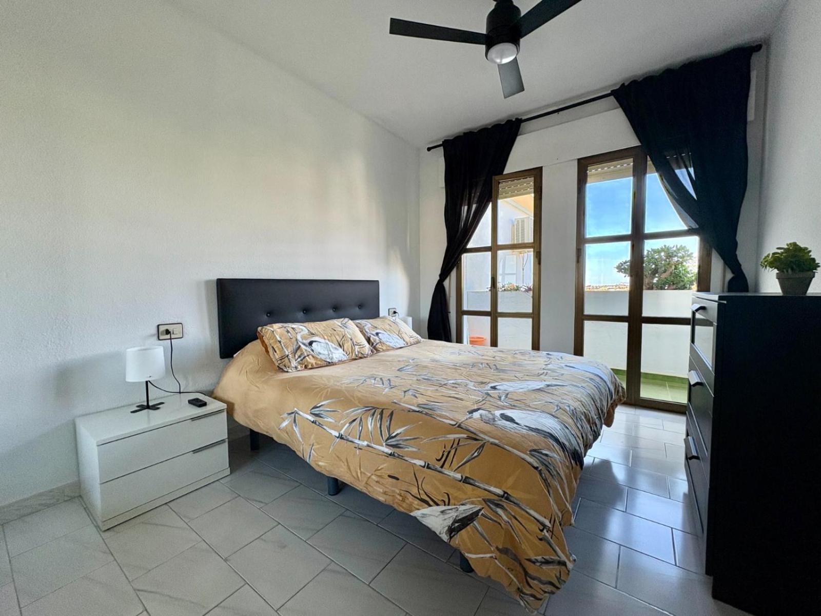 Kion Beach Appartment Mijas-Costa Málaga Buitenkant foto